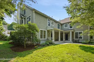 25 Decatur St, Greenwich, CT 06807 - Photo 2