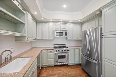 25 Decatur Street #B, Greenwich, CT 06807 - Photo 14
