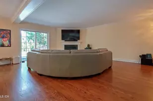 32 Cliff Ave, Greenwich, CT 06830 - Photo 4