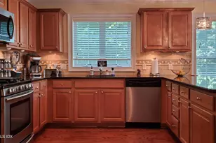 32 Cliff Ave, Greenwich, CT 06830 - Photo 8