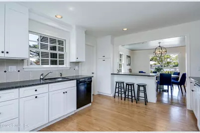 175 Dolphin Cove Quay, Stamford, CT 06902 - Photo 8