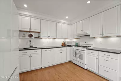 41 Ridge Street #1, Greenwich, CT 06830 - Photo 16