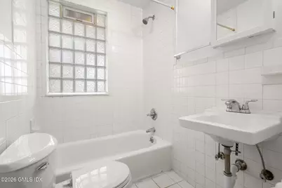 11 Columbus Avenue, Greenwich, CT 06830 - Photo 12
