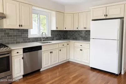 1 Ellin Drive #2nd Floor, Greenwich, CT 06831 - Photo 2