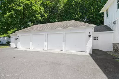 31 Meadow Wood Drive, Greenwich, CT 06830 - Photo 28