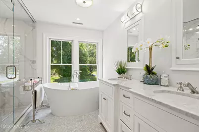 31 Meadow Wood Drive, Greenwich, CT 06830 - Photo 18