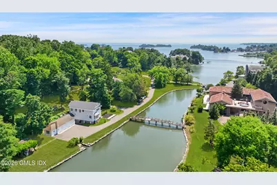 31 Meadow Wood Drive, Greenwich, CT 06830 - Photo 1