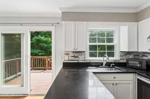 12 Camelot Dr, Norwalk, CT 06850 - Photo 10