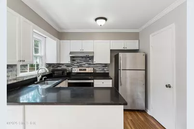 12 Camelot Drive #E1, Norwalk, CT 06850 - Photo 8