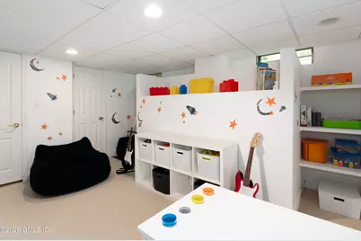 31 N Hawthorne Street, Greenwich, CT 06831 - Photo 30