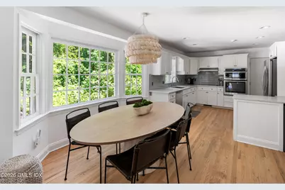 31 N Hawthorne Street, Greenwich, CT 06831 - Photo 10