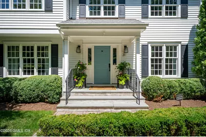 31 N Hawthorne Street, Greenwich, CT 06831 - Photo 2