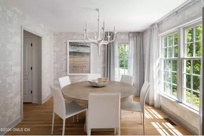 31 N Hawthorne Street, Greenwich, CT 06831 - Photo 8