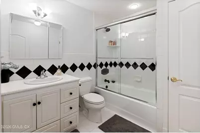 31 N Hawthorne Street, Greenwich, CT 06831 - Photo 28