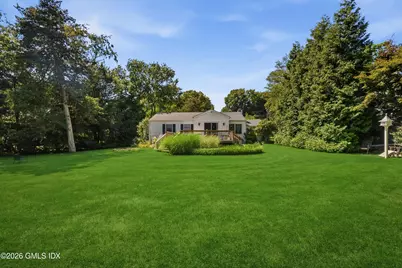 5 Old Wagon Road, Old Greenwich, CT 06870 - Photo 2