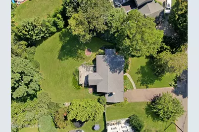 5 Old Wagon Road, Old Greenwich, CT 06870 - Photo 2