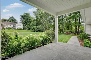 46 S Stonehedge Dr, Greenwich, CT 06831 - Photo 34