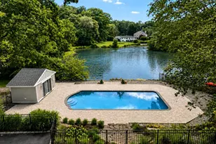 46 S Stonehedge Dr, Greenwich, CT 06831 - Photo 16