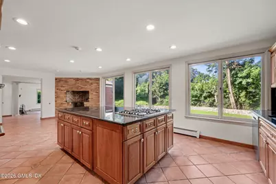 42 Oak Street, Greenwich, CT 06831 - Photo 22