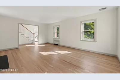 42 Oak Street, Greenwich, CT 06831 - Photo 12