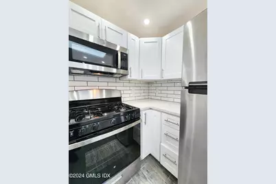 337 Hamilton Avenue #A, Greenwich, CT 06830 - Photo 6