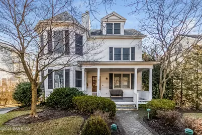 12 Lexington Avenue #2, Greenwich, CT 06830 - Photo 1