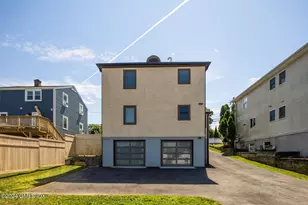 106 Henry St, Greenwich, CT 06830 - Photo 18