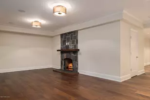 111 Mason St, Greenwich, CT 06830 - Photo 8