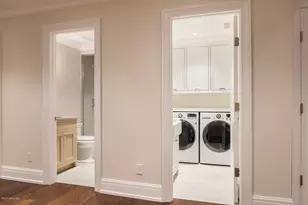 111 Mason St, Greenwich, CT 06830 - Photo 16