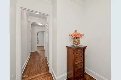 25 W Elm Street #37, Greenwich, CT 06830 - Photo 4