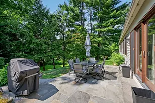 36 E Lyon Farm Dr, Greenwich, CT 06831 - Photo 18
