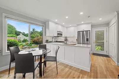 36 E Lyon Farm Drive #36, Greenwich, CT 06831 - Photo 4