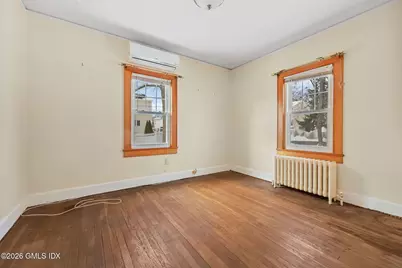 23 Thornhill Road #1st Floor, Greenwich, CT 06878 - Photo 6