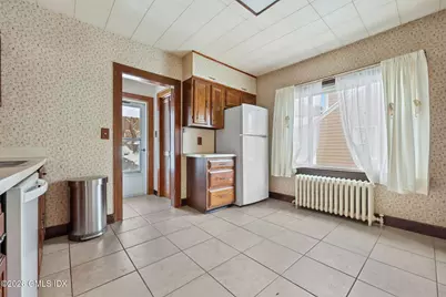 23 Thornhill Road #1st Floor, Greenwich, CT 06878 - Photo 12