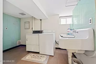 23 Thornhill Road #1st Floor, Greenwich, CT 06878 - Photo 16