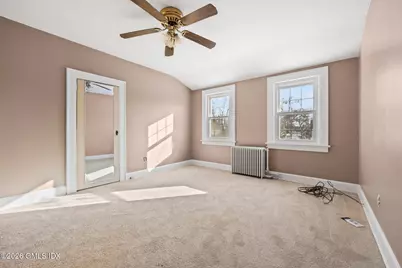 23 Thornhill Road #2nd Floor, Greenwich, CT 06878 - Photo 6