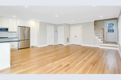 81 Cos Cob Avenue #B, Greenwich, CT 06807 - Photo 4