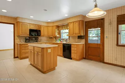 75 Angus Road North, Greenwich, CT 06831 - Photo 14