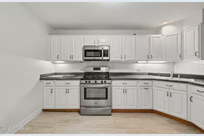 453 E Putnam Avenue #4G, Greenwich, CT 06807 - Photo 4