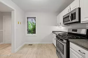 453 E Putnam Ave, Greenwich, CT 06807 - Photo 6