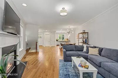 32 Reynolds Place #B, Greenwich, CT 06830 - Photo 8
