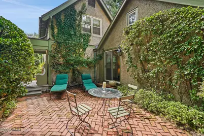 6 Charter Oak Lane, Greenwich, CT 06830 - Photo 12