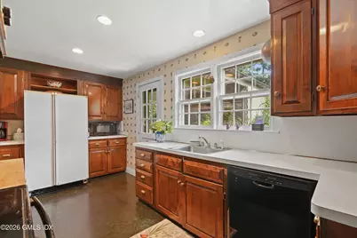 6 Charter Oak Lane, Greenwich, CT 06830 - Photo 28