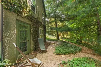 6 Charter Oak Lane, Greenwich, CT 06830 - Photo 42