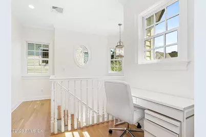 147 Holly Hill Lane #2, Greenwich, CT 06830 - Photo 12