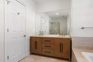 147 Holly Hill Ln, Greenwich, CT 06830 - Photo 16