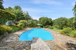 345 Round Hill Rd, Greenwich, CT 06831 - Photo 58