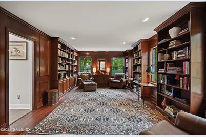 345 Round Hill Road, Greenwich, CT 06831 - Photo 20