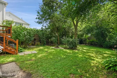 16 W Church Street, Greenwich, CT 06830 - Photo 38