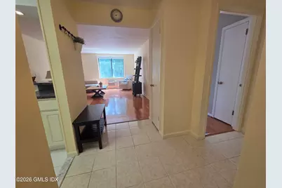 1525 E Putnam Avenue #201, Old Greenwich, CT 06870 - Photo 2